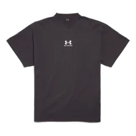 Balenciaga x Under Armour Tişört, Oversized Kesim “Siyah Beyaz” 787349TRVB79034 Balenciaga x Under Armour Tişört, Oversized Kesim “Siyah Beyaz” 787349TRVB79034