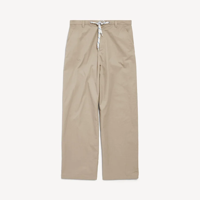 Bej renkli erkek chino pantolon Bej renkli erkek chino pantolon