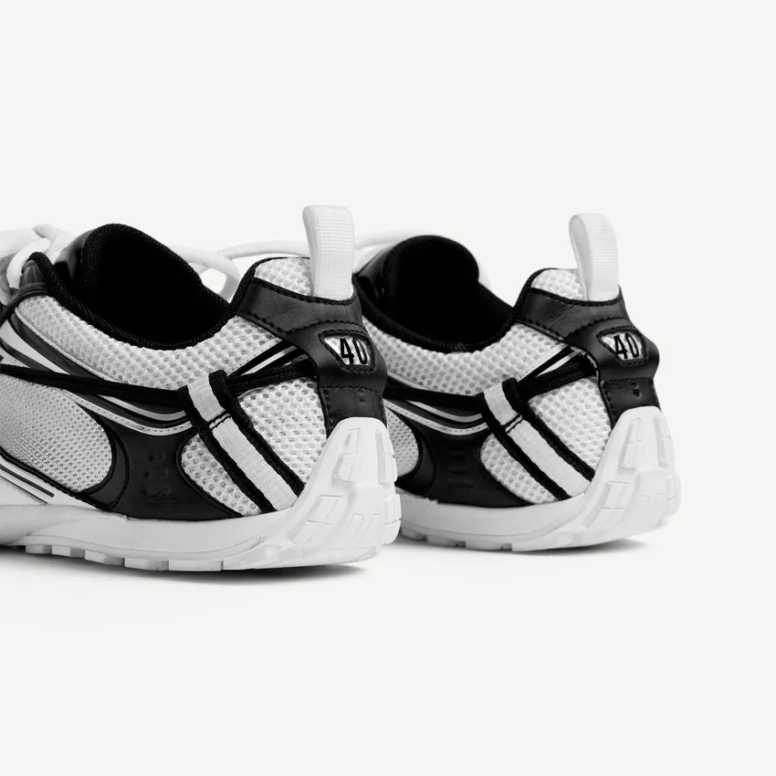 Beyaz/siyah renkli kadın Radar sneaker’ı Beyaz/siyah renkli kadın Radar sneaker’ı