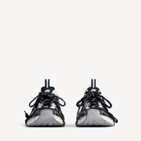 Erkek 3XL, yumurta kabuğu rengi/kırmızı/lacivert renkli bölünmüş logolu Sneaker’lar