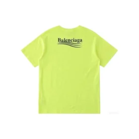 Erkek Balenciaga Küçük Logo Yuvarlak Yaka Kısa Kollu Sarı 620967TJVF77110 Erkek Balenciaga Küçük Logo Yuvarlak Yaka Kısa Kollu Sarı 620967TJVF77110