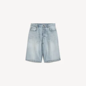 Erkekler için ağartılmış açık mavi renkli, ütü gerektirmeyen Denim şort