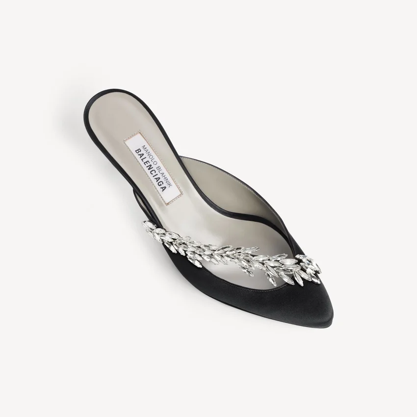 Kadın Balenciaga | Siyah Manolo Blahnik terlikler Kadın Balenciaga | Siyah Manolo Blahnik terlikler