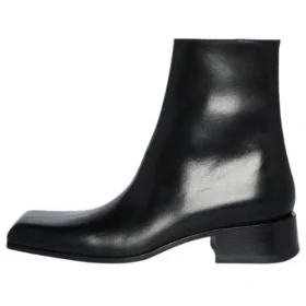Kare Burunlu Ayak Çizmeleri “Siyah Deri” 678108WBC301000