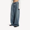 Kirli vintage mavi renkli, kadınlar için düşük kasıklu bol kesim kot pantolon Kirli vintage mavi renkli, kadınlar için düşük kasıklu bol kesim kot pantolon