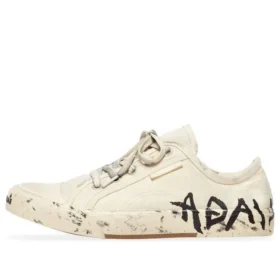 Paris Düşük Bilekli Sneaker “Beyaz Yıpranmış Pamuk ve Grafitli Beyaz Kauçuk” 688757W3RR59010 Paris Düşük Bilekli Sneaker “Beyaz Yıpranmış Pamuk ve Grafitli Beyaz Kauçuk” 688757W3RR59010