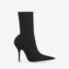 Siyah renkli kadın bıçak burunlu botlar