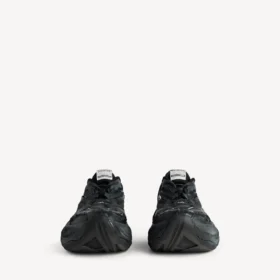 Siyah renkli kadın jet sneaker’ı