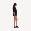 Siyah renkli, kadınlar için mini kesim skort Siyah renkli, kadınlar için mini kesim skort
