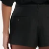 Siyah renkli, kadınlar için mini kesim skort Siyah renkli, kadınlar için mini kesim skort