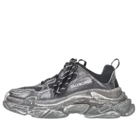Triple S “Soluk Siyah” 536737W3CN31000